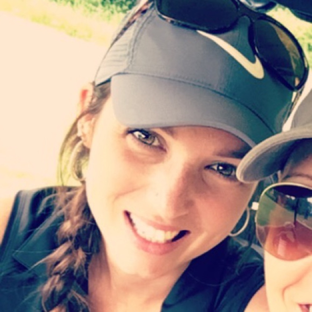 Meet your Posher, Danielle